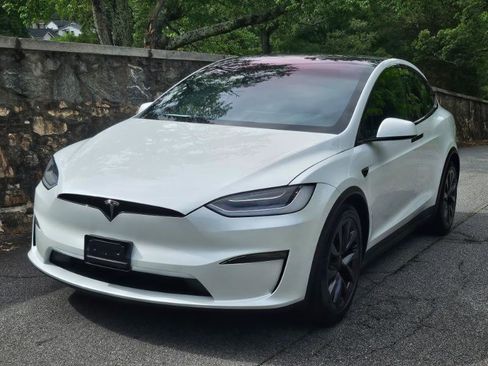 Used 2023 Tesla Model X AWD/4WD image 14
