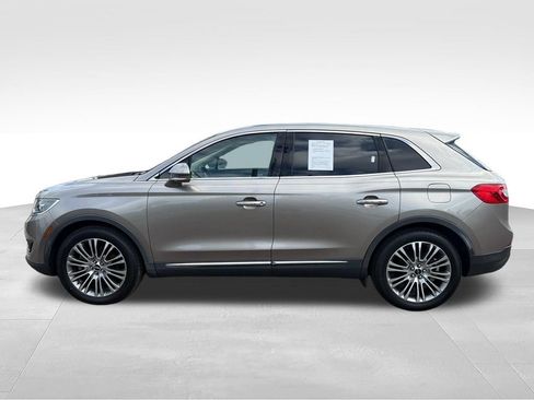 Used 2018 Lincoln MKX Reserve w/ Lincoln MKX Climate Package FWD image 2