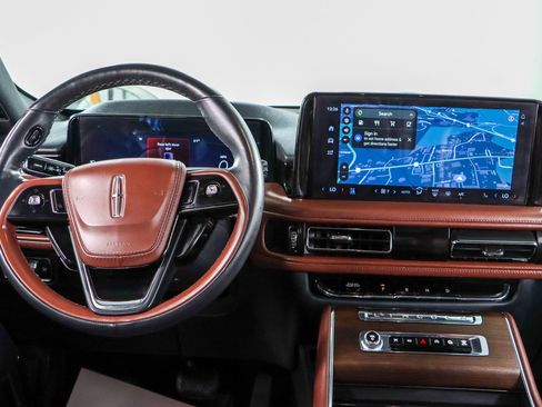 Used 2025 Lincoln Aviator Reserve w/ Jet Appearance Package AWD/4WD image 17