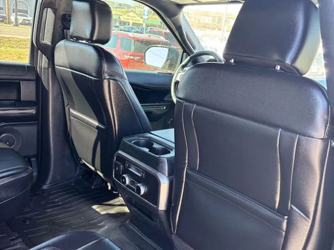 Used 2020 Ford Expedition Max XLT w/ Equipment Group 201A image 22