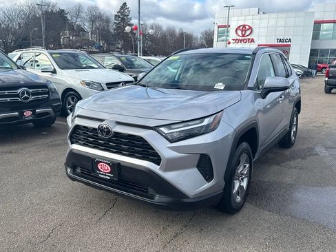 Used 2023 Toyota RAV4 XLE image 3