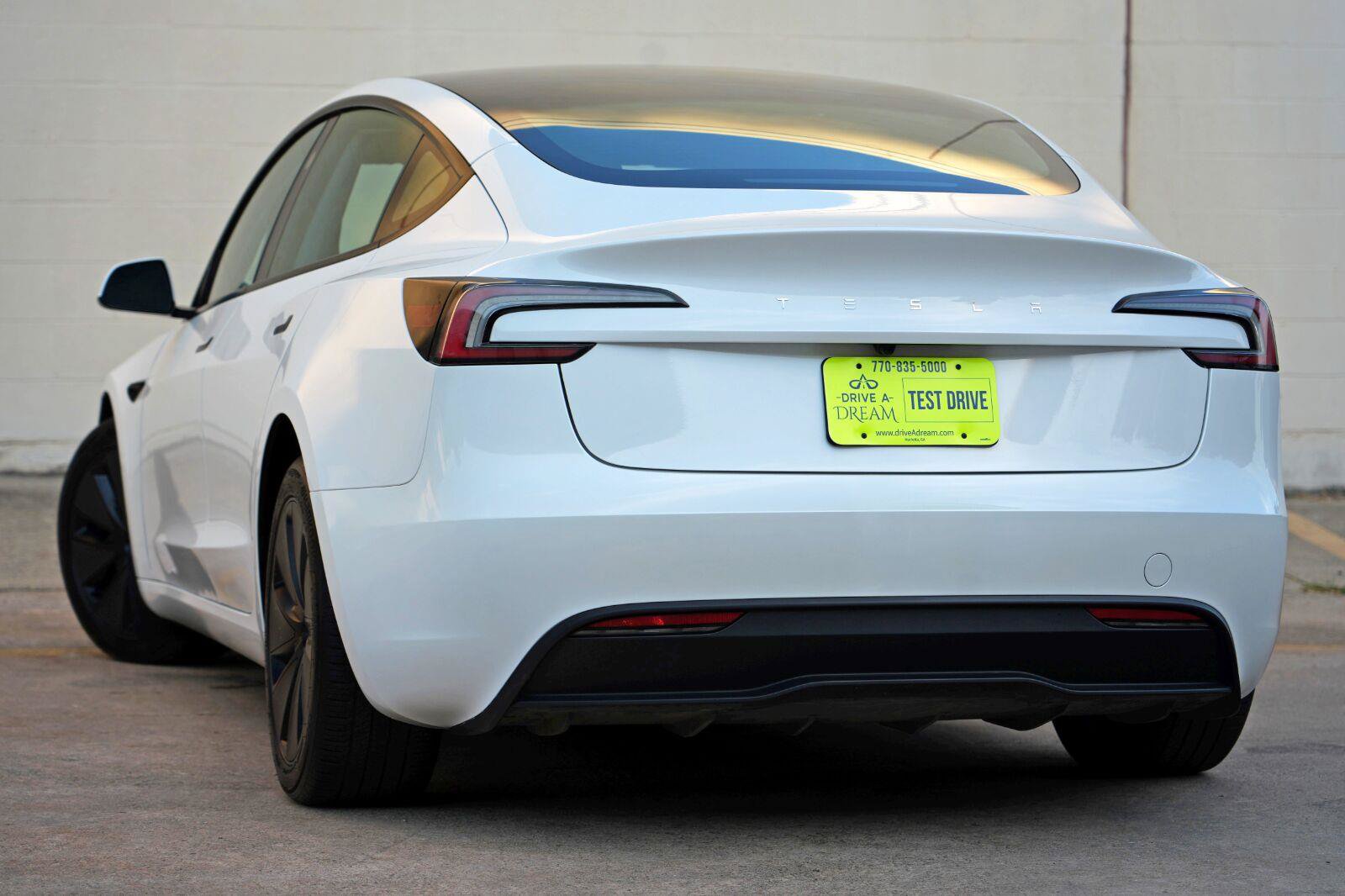 Used 2024 Tesla Model 3 Long Range RWD image 6