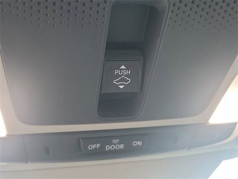 Used 2024 Honda CR-V EX image 17