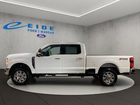 New 2026 Ford F250 Lariat w/ Chrome Package image 4