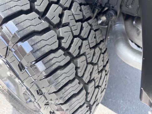 Used 2023 Jeep Gladiator Mojave w/ Trailer Tow Package AWD/4WD image 17