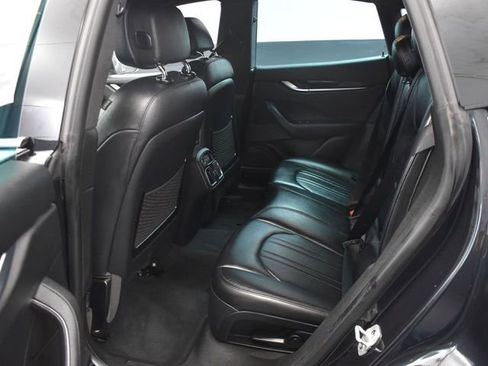 Used 2023 Maserati Levante Modena image 18