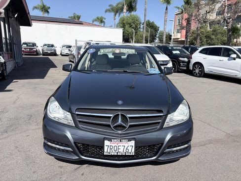 Used 2013 Mercedes-Benz C 250 Sedan image 3
