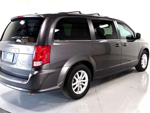 Used 2019 Dodge Grand Caravan SXT FWD image 4