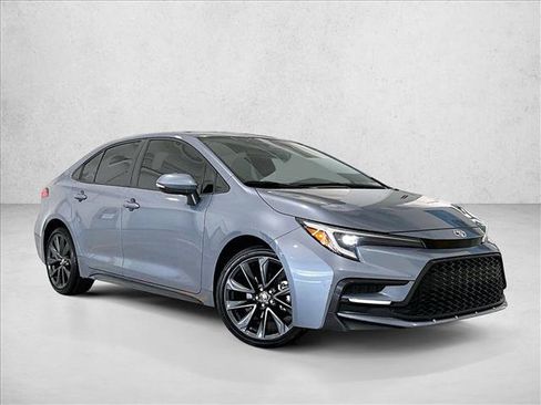 Used 2024 Toyota Corolla SE FWD image 12