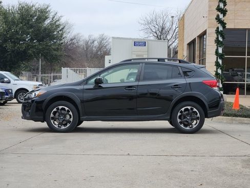 Used 2023 Subaru Crosstrek 2.0i image 4