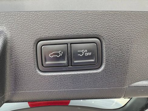 Used 2025 Kia Telluride S FWD image 11
