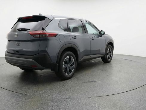 Used 2025 Nissan Rogue SV FWD image 9