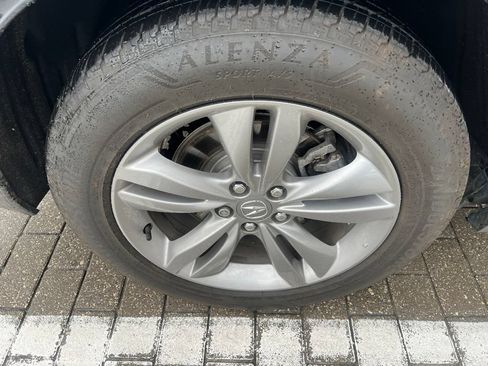 Used 2024 Acura MDX SH-AWD image 11