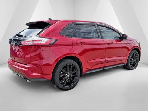 Used 2021 Ford Edge ST-Line w/ Cold Weather Package AWD/4WD image 7