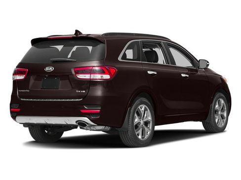 Used 2016 Kia Sorento SX image 2