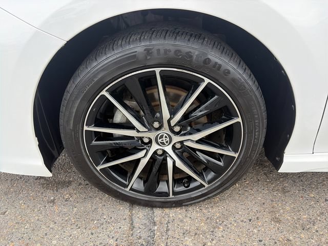 Used 2023 Toyota Camry SE FWD image 11