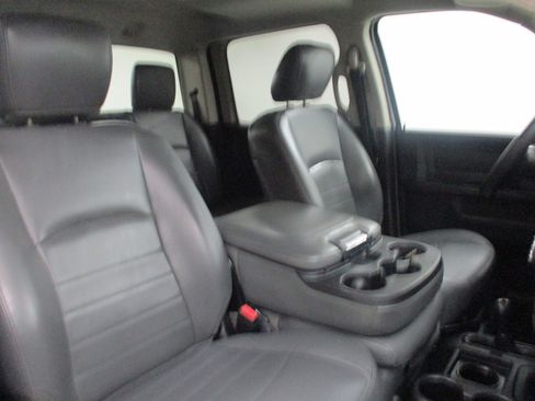 Used 2013 RAM 2500 Tradesman w/ Protection Group image 17