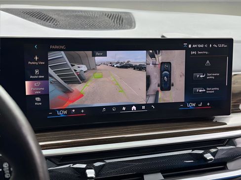 Used 2024 BMW X7 xDrive40i image 11