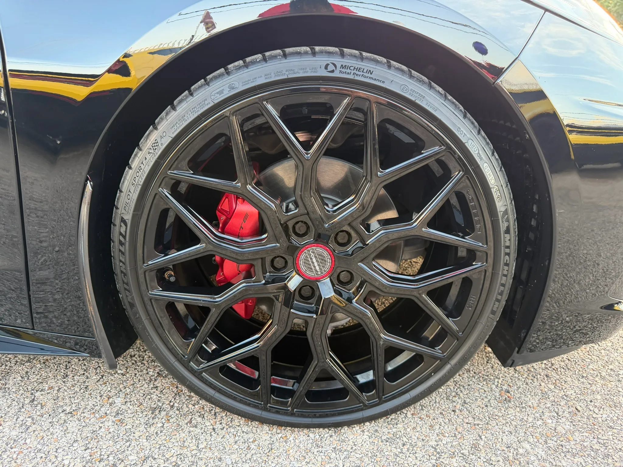 Used 2020 Chevrolet Corvette Stingray Preferred Cpe w/ 2LT Preferred Equipment Group RWD image 15