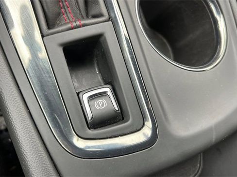 Used 2024 Chevrolet Equinox RS image 40