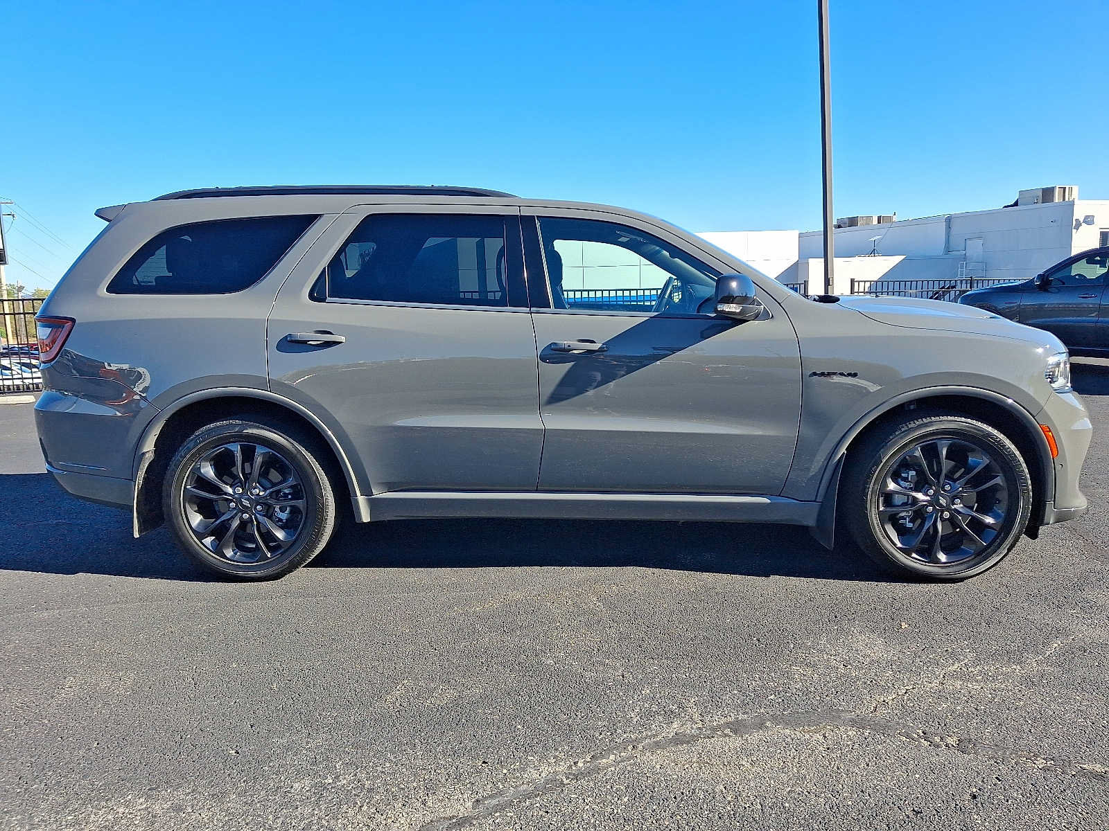 Used 2024 Dodge Durango R/T AWD/4WD image 7