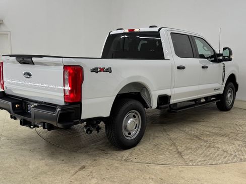 New 2026 Ford F250 XL AWD/4WD image 9