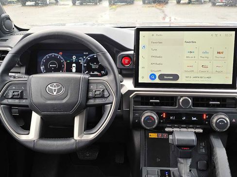 Certified 2025 Toyota 4Runner TRD Off-Road Premium image 24