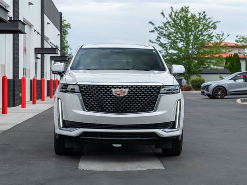 Used 2021 Cadillac Escalade Premium Luxury w/ LPO, Radiant Package AWD/4WD image 59