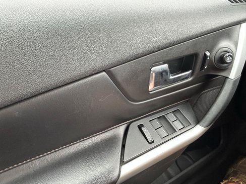 Used 2013 Ford Edge SEL AWD/4WD image 29