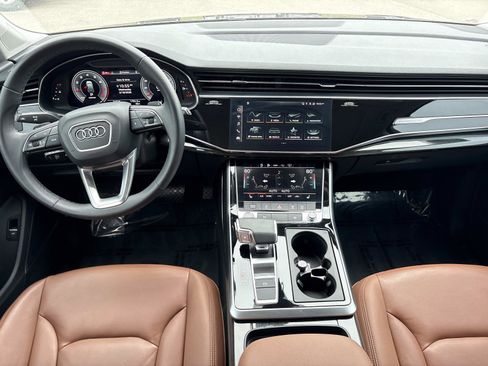 Used 2022 Audi Q7 Premium Plus w/ Premium Plus Package image 31