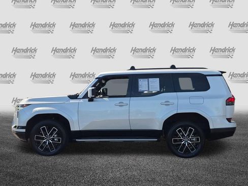 Used 2024 Lexus GX 550 w/ Accessory Package (Z1) AWD/4WD image 7