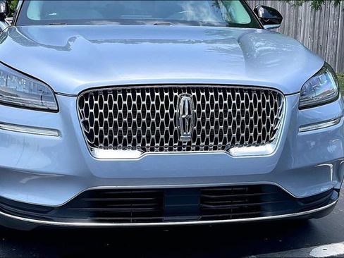 Used 2022 Lincoln Corsair FWD w/ Premium Package image 31