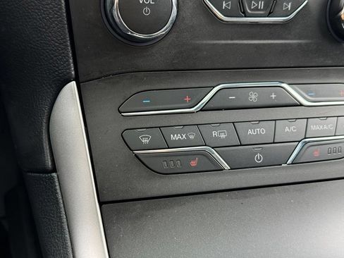 Used 2020 Ford Edge SEL w/ Convenience Package AWD/4WD image 15