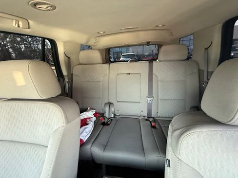 Used 2017 GMC Yukon SLE w/ SLE Value Package RWD image 41