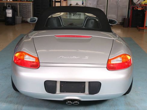 Used 2000 Porsche Boxster S RWD image 14