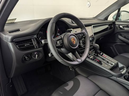 New 2026 Porsche Macan S image 4