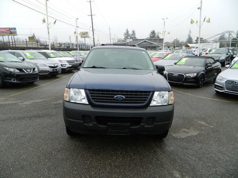 Used 2004 Ford Explorer Sport XLS image 3