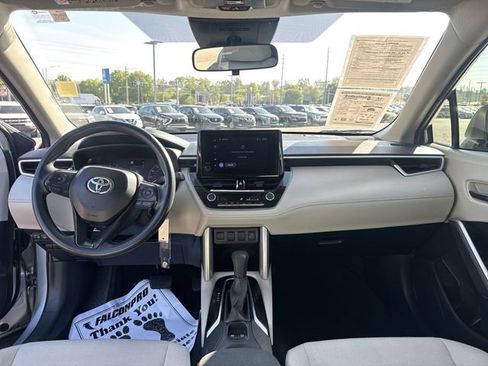 Used 2024 Toyota Corolla Cross L FWD image 14