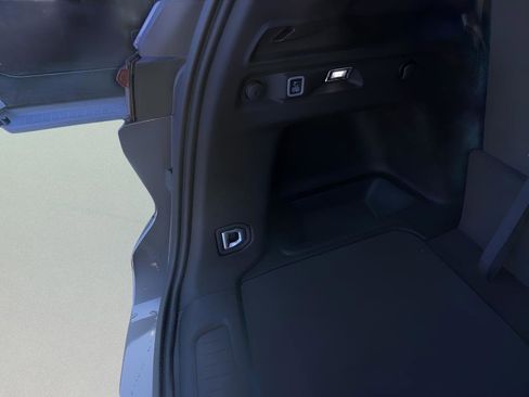 New 2026 Jeep Grand Cherokee L 4WD image 36