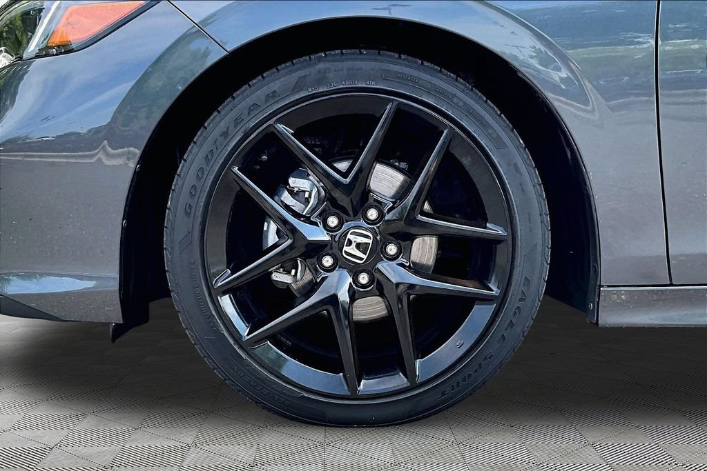 Used 2025 Honda Civic Sport image 23