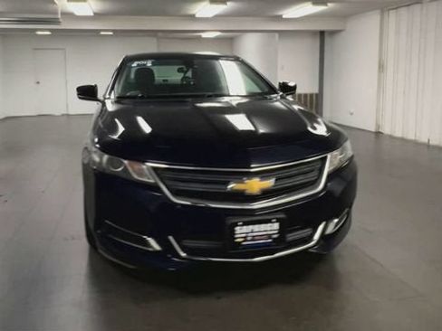 Certified 2019 Chevrolet Impala LS FWD image 3