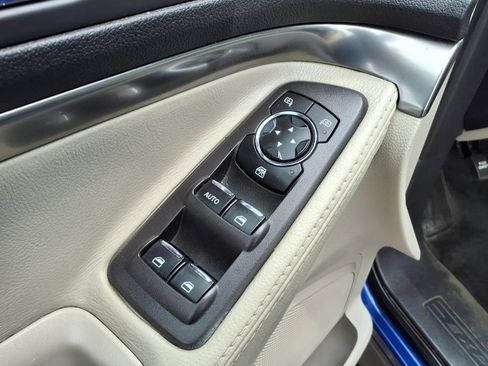 Used 2013 Ford Explorer FWD image 16