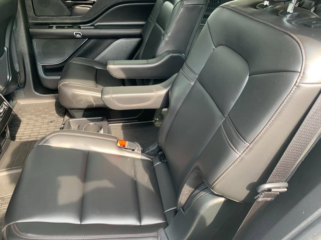 Certified 2024 Lincoln Aviator AWD w/ Premium Package image 19