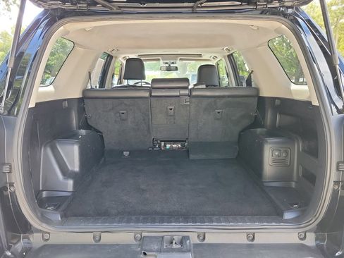 Used 2017 Toyota 4Runner TRD Off-Road Premium AWD/4WD image 6