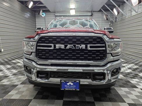 Used 2022 RAM 3500 Big Horn w/ Level C Equiment Group AWD/4WD image 4