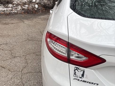 Used 2015 Ford Fusion S image 12