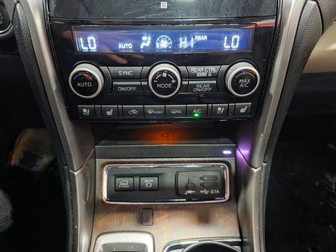 Used 2021 Subaru Ascent Touring image 24