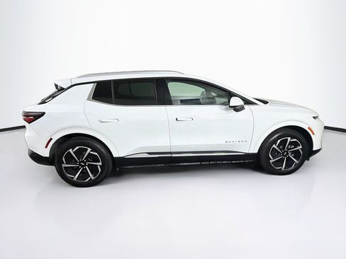 Used 2024 Chevrolet Equinox EV LT FWD image 10