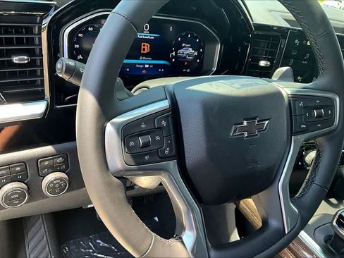 New 2026 Chevrolet Silverado 1500 RST w/ Dark Appearance Package AWD/4WD image 14