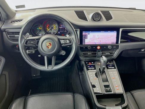 Certified 2023 Porsche Macan Turbo AWD/4WD image 20
